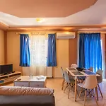 Demmy\'S Apartment
