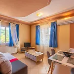 Demmy\'S Apartment