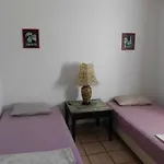 Tom\'S House