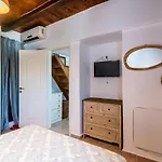 Niki\'S Home