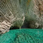 Natur-Steinhaus Mit Meerblick: Hell, Ruhig, Exklusiv, Strandnah