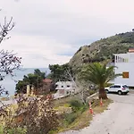 Pelagos House \