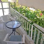 Center Rooms