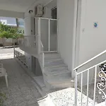 Center Rooms