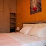 Soureto\'S House