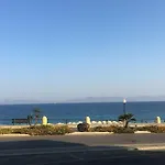 Rodos Beach Apartment 33
