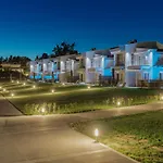 V Luxury Apartments Posidi