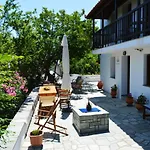Alikias Country House