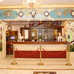 Hotel Kosta Famissi
