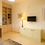 Kallia Apartment