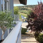 Mare Monte Luxury Apartments 2