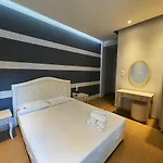 Platon Hotel