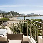 Sea View Suite \