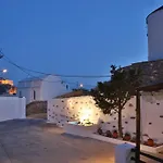 Ano Syros Vibes