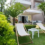 Sea Path Apartment