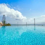 Alma Villa