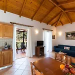 Delphinus Villas-Villa Nikitas