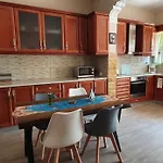 Holiday Dream Artemis Apartment