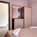 Achilleas Apartments