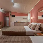 Ouzas Luxury Hotel