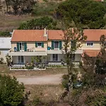 Lazaris Apartments