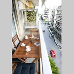 D3 Central Stylish Apartment
