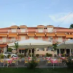 Villa Theodora