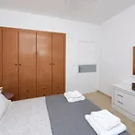Athina\'S Apartment In Olive Grove