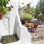 Lontos Village
