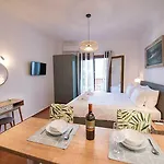Sophie\'S Apartment 1&2