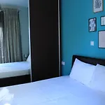 Lakis Luxury Apartment