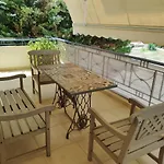 Quiet Luxury Apartment Near City Center And Port