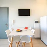 Roma Apt By \