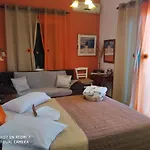 Violetta Rooms