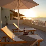 Seafront Luxury Suite