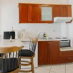 Zorbas Apartments