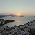 Anatoli Luxury Studios & Suites