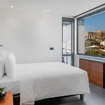 Amazon Hotel