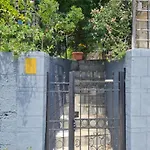 Gerakina Beach Cottage