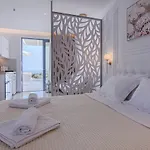 Dionisos Suites