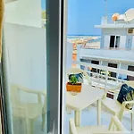 Korona Beach Apartments I Sea View Studio