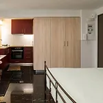 Chroma Lodge Rafina
