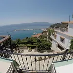 Aegean Wave - Faros
