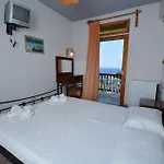 Ariadne Hotel
