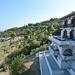 Ariadne Hotel