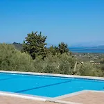 Villa Phaedra, Inoro Villas