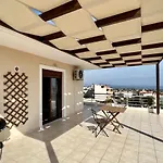 Sunrise Studio With Unhindered View To The Sea.