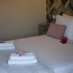 Villa Paxos