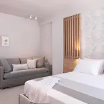 Afros Suites