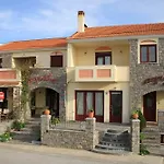 Aigiali Rooms
